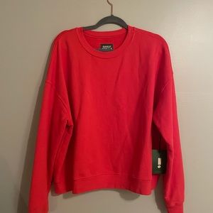 NWT Daily Drills ! Classic Crewneck (Heart) M/L